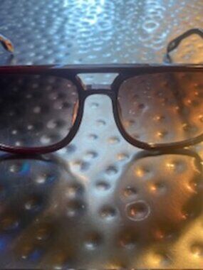 BRAND NEW MACHETE OX BLOOD SUNNIES w/ CASE